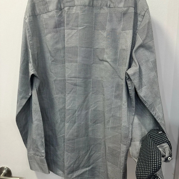 Men Bugatchi XL Shaped Fit Long Sleeve Shirt - Checkered B/W Pattern - chest 24’ - Picture 5 of 9